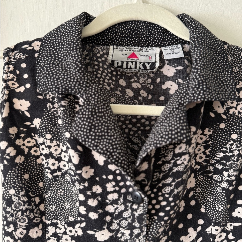 Y2K tie waist top Vintage Pinky Black Floral Button-Up Blouse w Corset Back Ties - Picture 7 of 10